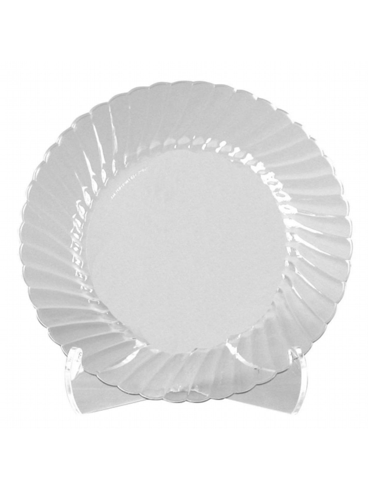 9 clear plastic plates