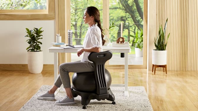 The Fitness Focused Employee: Tips on Ways to Stay Active At Work