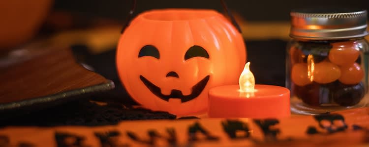 8 Fun DIY Halloween Office Decorations Office Depot