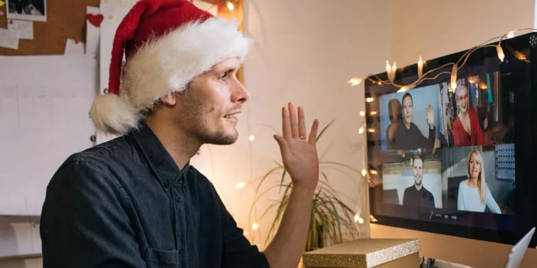 Holiday Ideas for the Remote Workplace