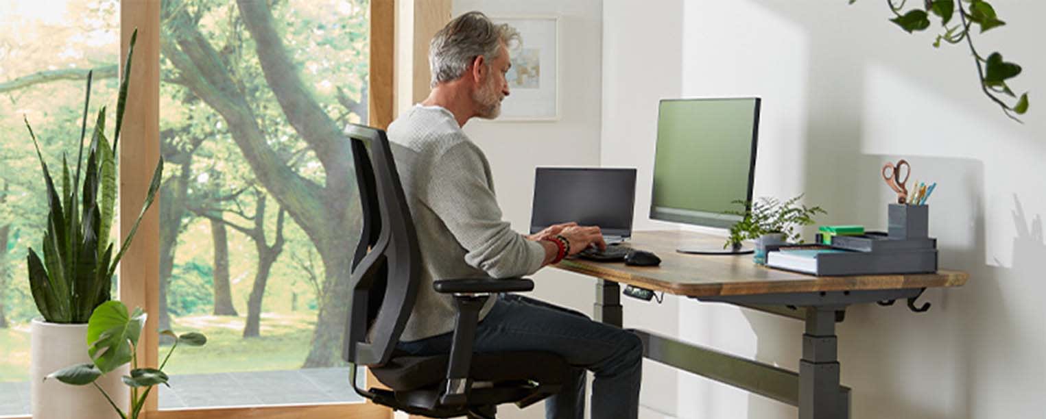 Maximizing Comfort and Focus: Choosing the Best Office Chair for Long Work Days