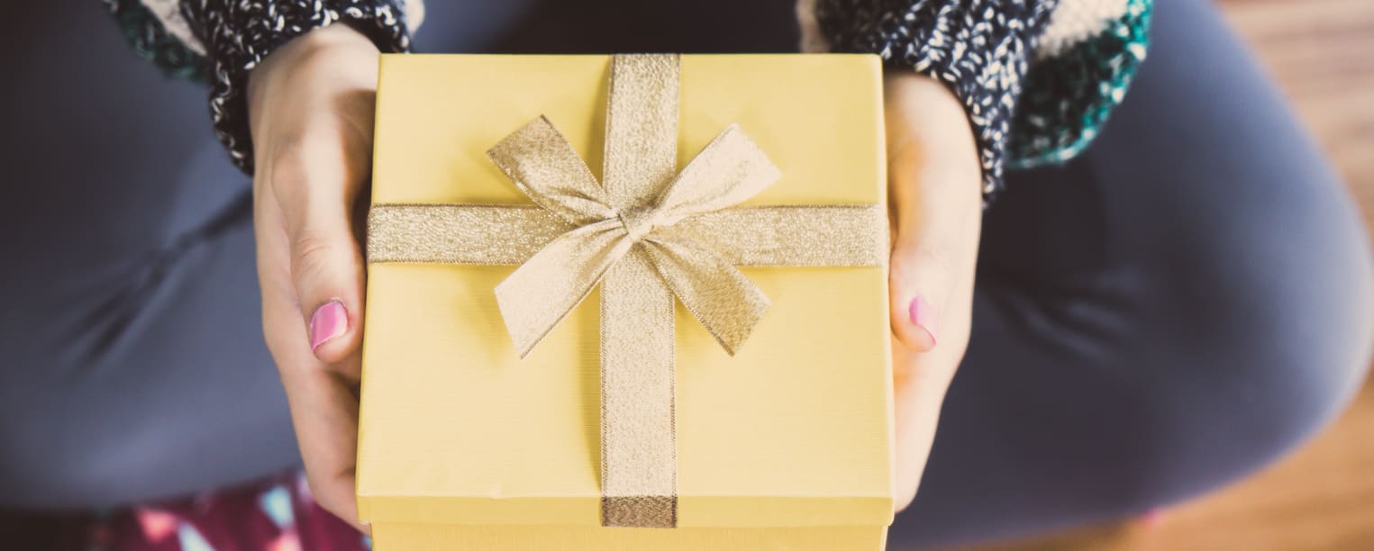 Use a Delivery Service for a Gift Exchange