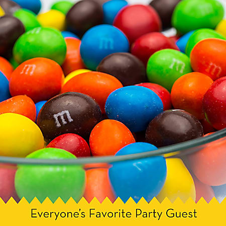 M&M'S Peanut Milk Chocolate Candy, Party Size, 38 oz Bag (Pack  of 2) : Everything Else