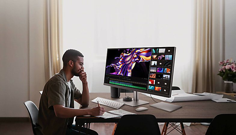 BenQ PD2725U 27 4K UHD IPS Thunderbolt3 Calibrated LCD