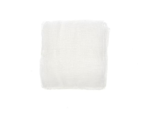 Medline Sterile Burn Dressings, 2-Ply, 18" x 18", White, 2 Dressings Per Pack, Case Of 100 Packs