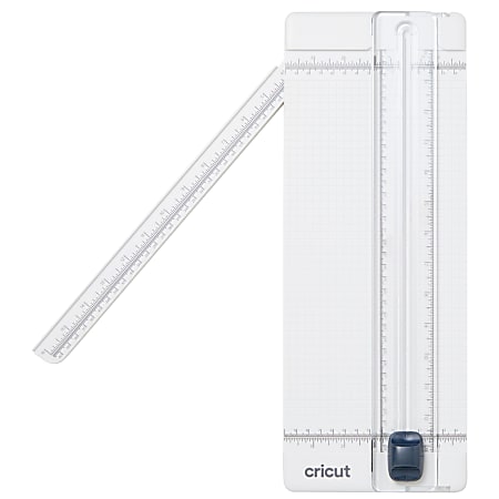 Cricut 7 Piece Essential Tool Set - Office Depot