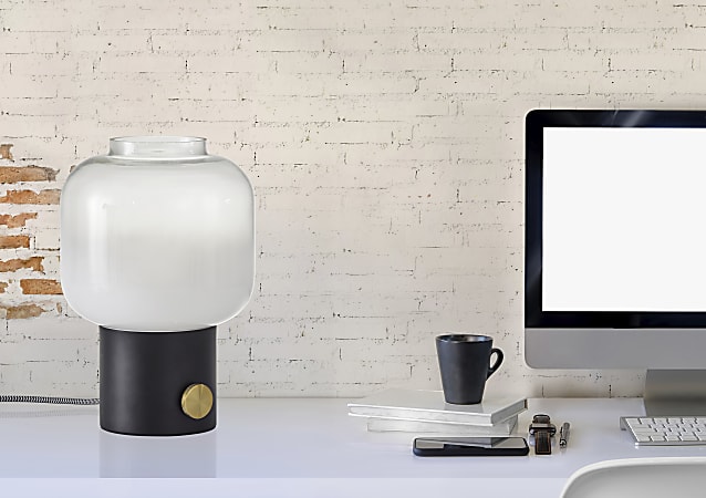 Adesso lewis table lamp top