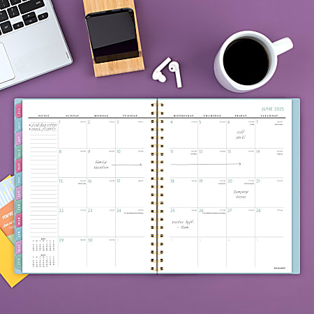 At-A-Glance BADGE Weekly/Monthly Planner - Planners & Appointment