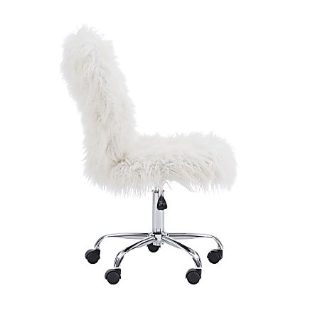White fuzzy hotsell office chair