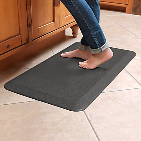 https://media.officedepot.com/images/f_auto,q_auto,e_sharpen,h_450/products/3746444/3746444_o02_newlife_by_gelpro_designer_comfort_anti_fatigue_floor_mat_021921/3746444