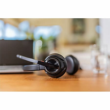 8220 uc sales