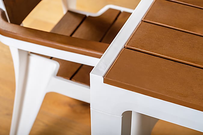 4 seater 2025 dining table plastic