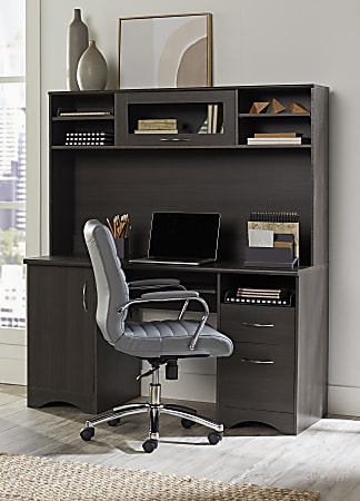 Realspace pelingo desk with outlet hutch