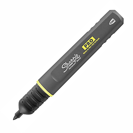 https://media.officedepot.com/images/f_auto,q_auto,e_sharpen,h_450/products/5310571/5310571_o04_sharpie_pro_permanent_markers/5310571