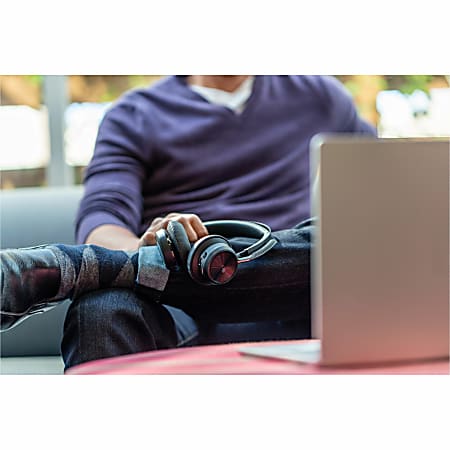 Poly Voyager Focus 2 M Microsoft Teams Certified USB A Poly Voyager Focus 2 M Microsoft Teams Certified USB A