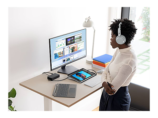 Microsoft Surface Pro Signature Keyboard Keyboard with touchpad