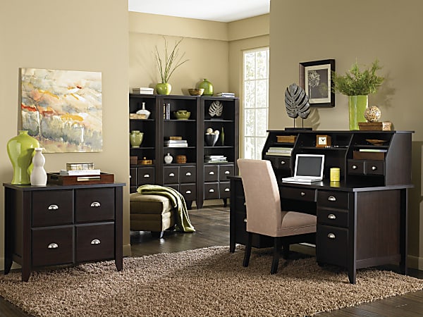 Shoal creek clearance desk with hutch