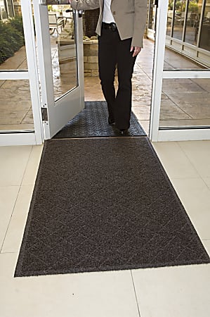 Enviro Plus Floor Mat, 4' x 10', Chestnut Brown