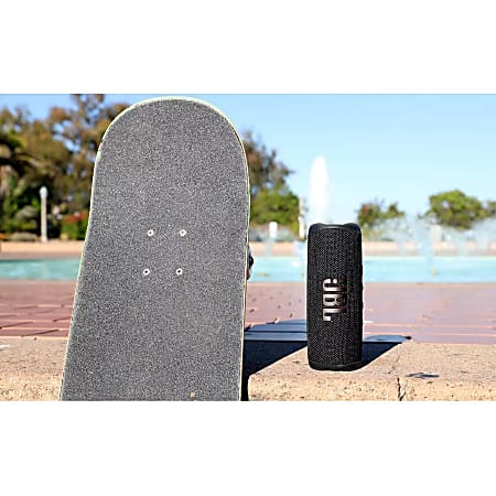 JBL Flip6 20W Wireless Portable Waterproof Speaker Black