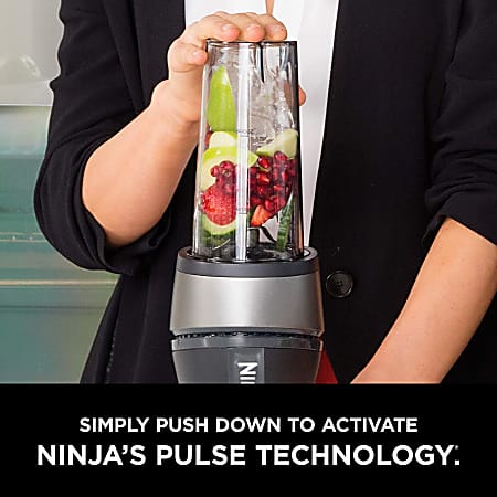 Best Buy: Ninja Fit 16-Oz. Blender Black, silver QB3000SS