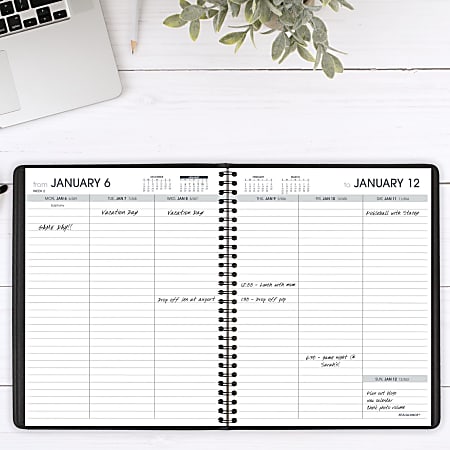 2025 AT-A-GLANCE Weekly Planner – Open Scheduling, 6.75 X 8.75 Inches, Black, Jan–Dec
