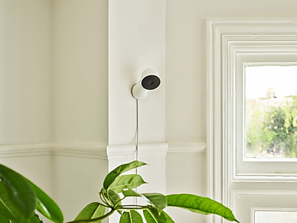みぃ Google Nest Cam ホワイト コンパクト Google Nest Cam Wired - White; Indoor; 1080p Resolution; 15