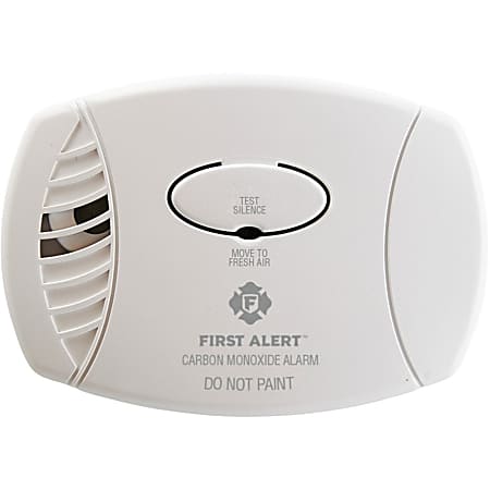 First Alert Basic Plug-In Carbon Monoxide Alarm -