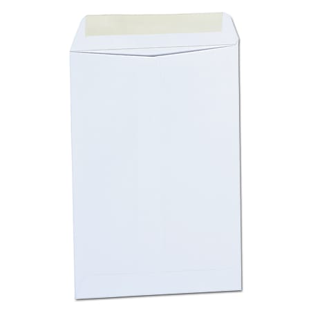 Universal® Center Seam 6 1/2" x 9 1/2" Catalog Envelopes, Gummed Closure 24 Lb, White, Box Of 500