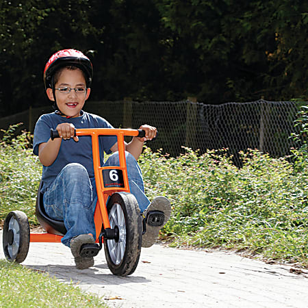Easy clearance rider tricycle