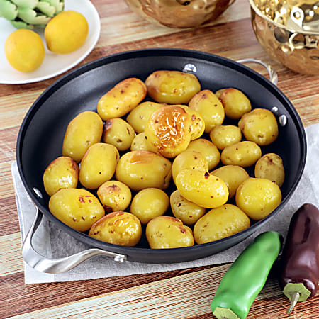 Calphalon Signature Hard Anodized Nonstick Everyday Pan With Calphalon Signature Hard Anodized Nonstick Everyday Pan With