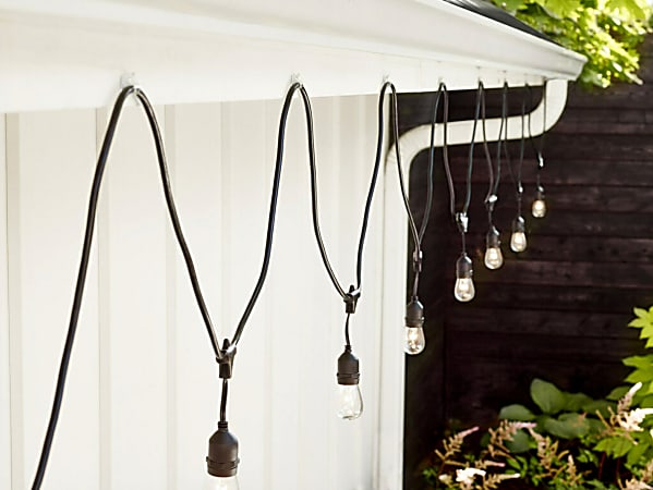 Command hooks top for string lights