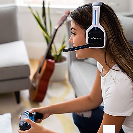 Astro Gaming A20 Wireless Headset Gen 2; 15 hours of Battery Life, Up to 50  Feet Operating Distance, Flip-to-Mute - Micro Center