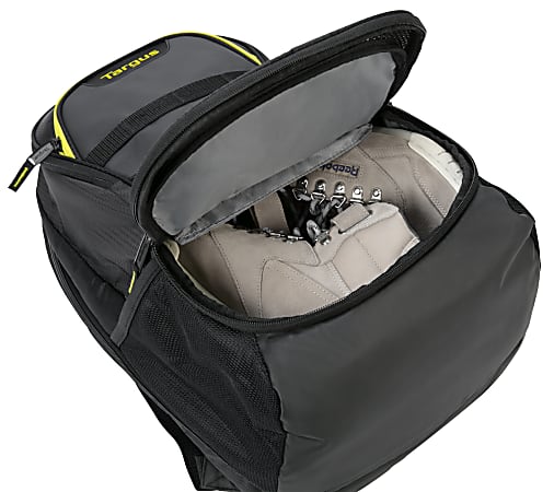 Targus work store and play review