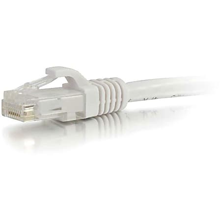 C2G Cat5e Snagless Unshielded (UTP) Network Patch Cable - Patch cable - RJ-45 (M) to RJ-45 (M) - 6 ft - UTP - CAT 5e - molded, snagless, stranded - white