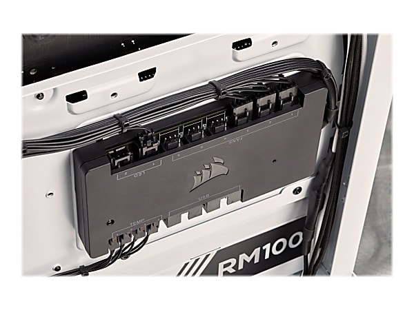 CORSAIR Commander PRO System fan and lighting hub with