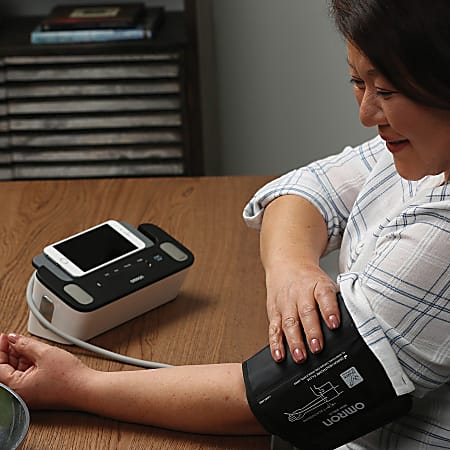 Omron Blood Pressure Monitor + EKG