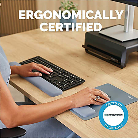 Breyta Keyboard Wrist Rest Blue Designed for full sized keyboards with ...