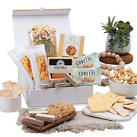Gourmet Gift Baskets Classic Snack Gift Box, Multicolor