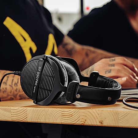beyerdynamic Over Ear Open Back Studio Headphones beyerdynamic Over Ear Open Back Studio Headphones
