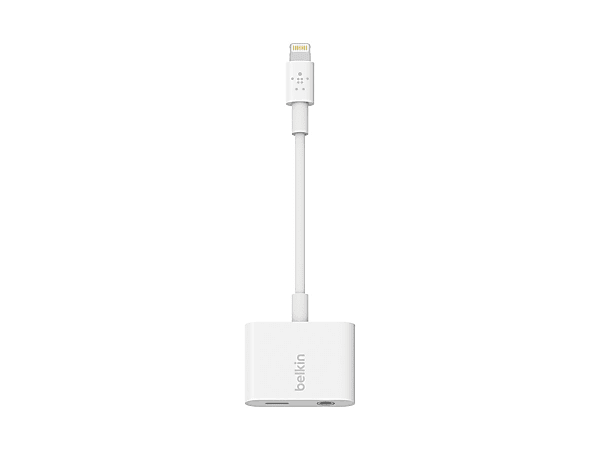 Belkin 3.5 mm Audio + Charge RockStar - Lightning to headphone jack / charging adapter - Lightning male to Lightning, 4-pole mini jack female - white