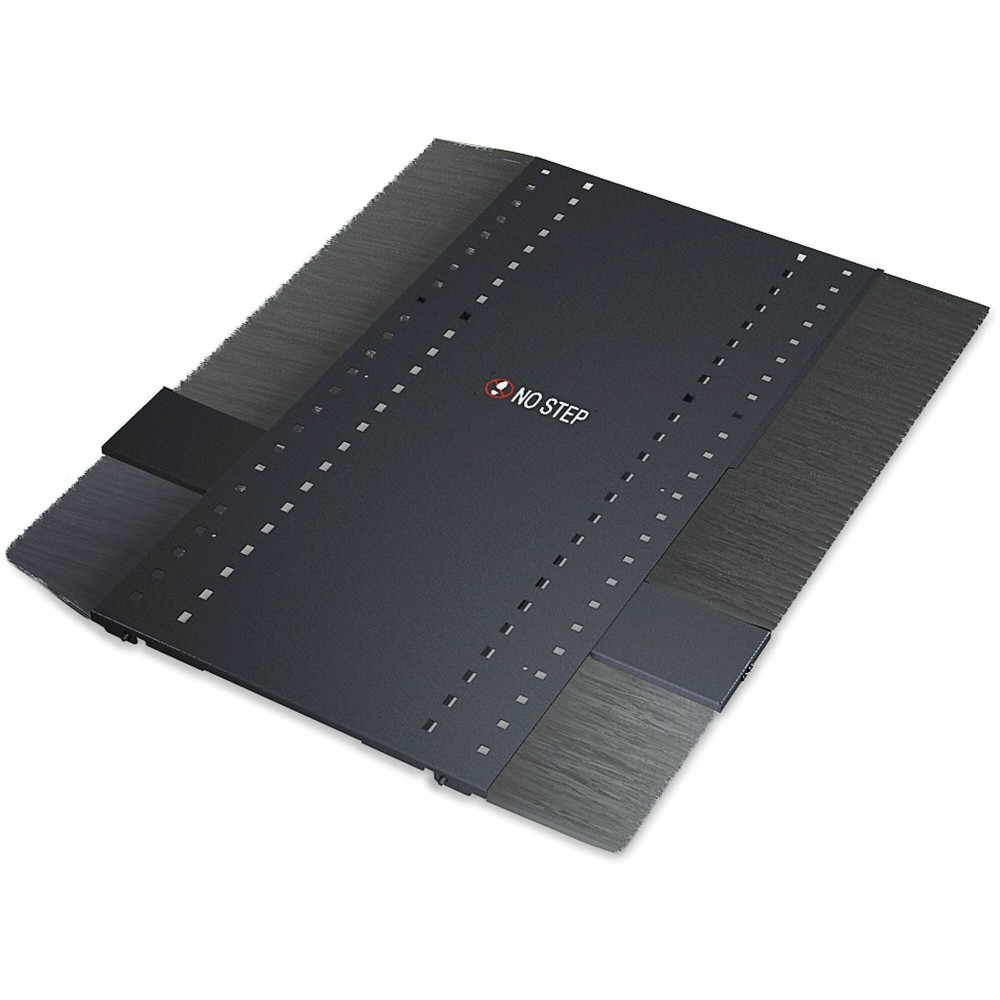 APC NetShelter SX 750mm Wide x 1200mm Deep