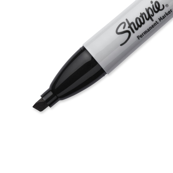 4/Pack 071641382640 5.3mm Chisel Tip Black Sharpie® Permanent Markers 