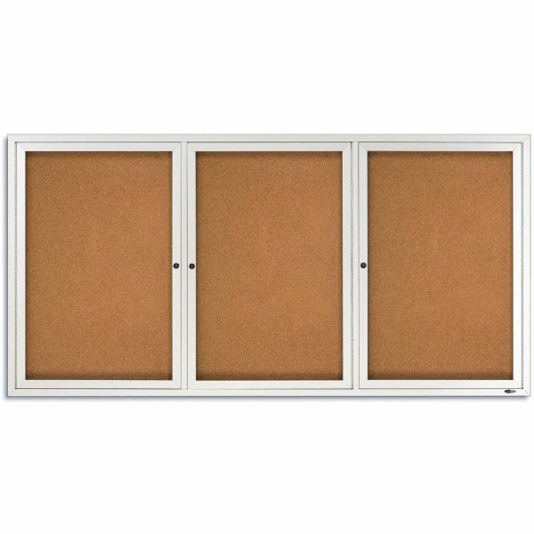 Quartet Enclosed Cork Bulletin Board for Indoor Use  6  x 4   3 Door  Aluminum Frame