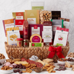 Givens Holiday Cheer Snack Gift Basket