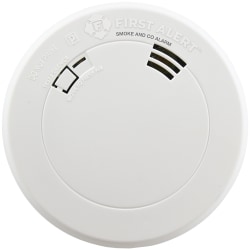 First Alert Smoke & Carbon Monoxide Alarm With Voice & Location, 2-1/2"L x 6-3/4"W x 8-1/2"D