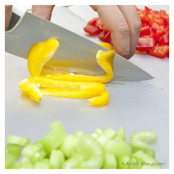 Mind Reader EZ Board Disposable Cutting Boards, Clear, Pack Of 40 Sheets