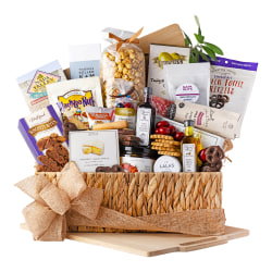 Napa Sonoma Gourmet Feast Extravaganza Gift Basket - 17 items